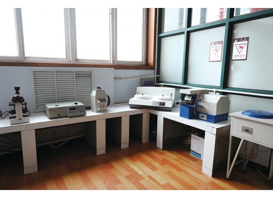 Microscope, differential thermal analyzer